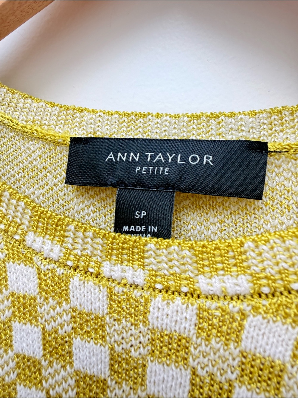 Ann Taylor Petite Chartreuse Puff Sleeve Check Sweater Size SP - Picture 10 of 11